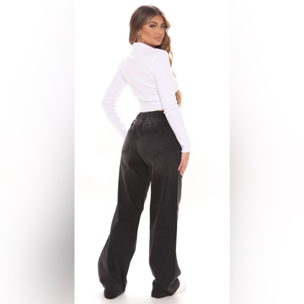 Fashion Nova Wide Leg Jeans - Picture 2 of 10